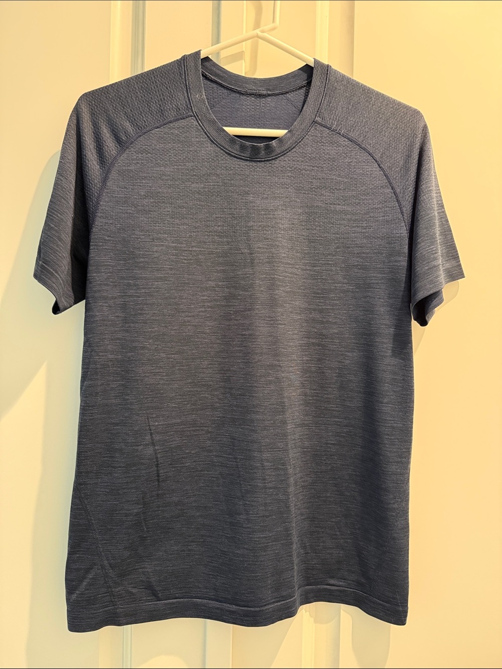 lululemon athletica Men's Slate Blue Crew Tee